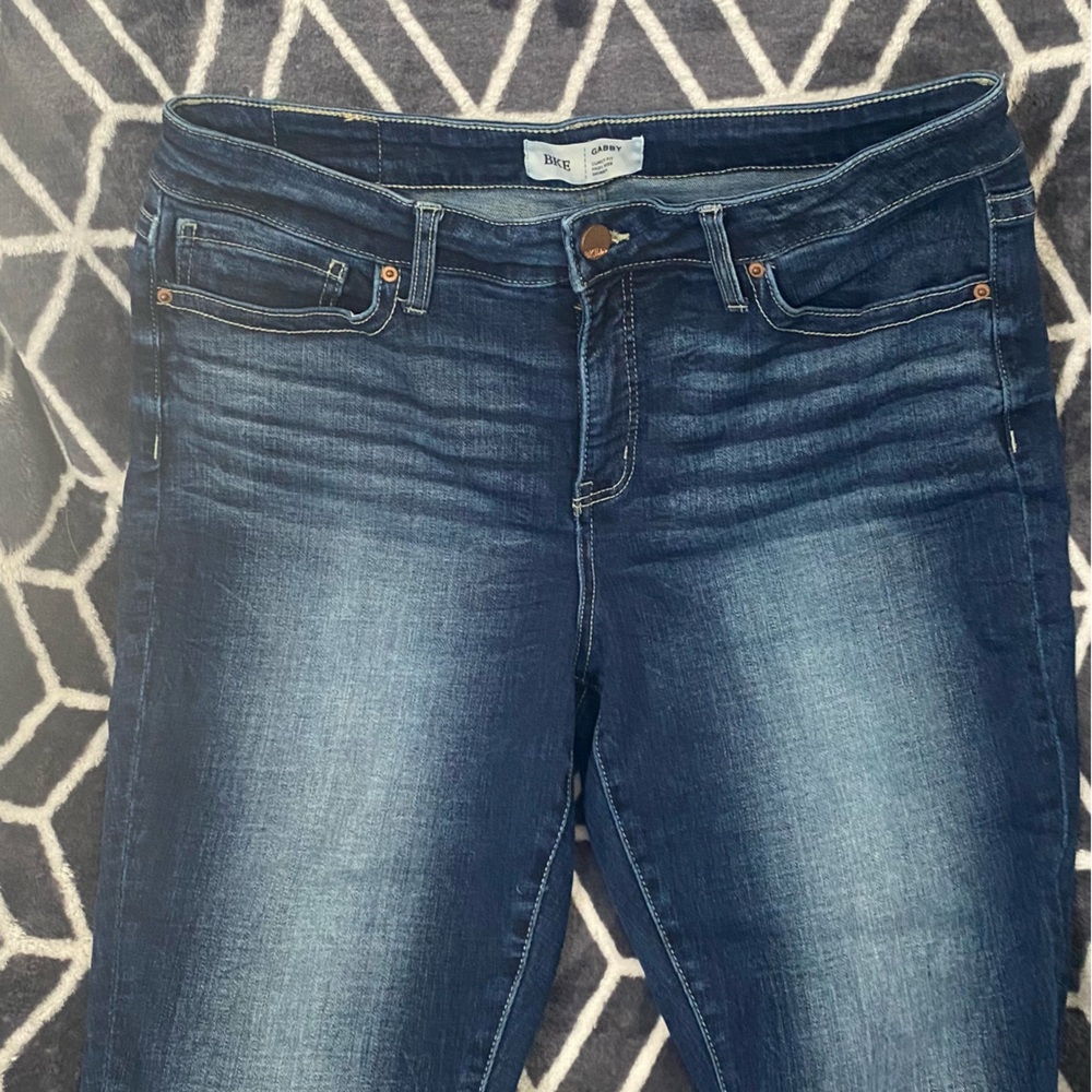 Ladies BKE Jeans Curvy Fit High Rise 
Size 29/31 1/2
Great Condition